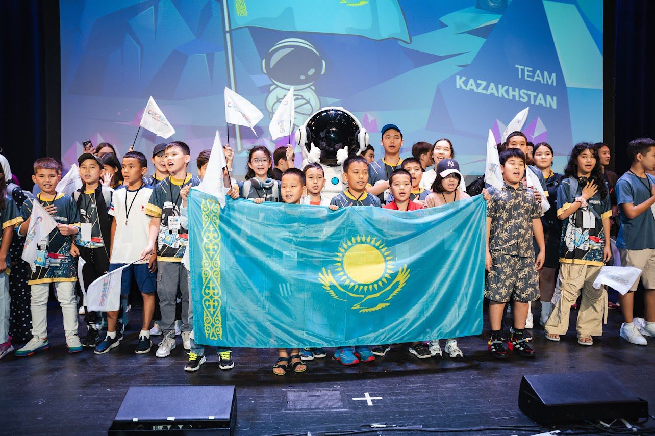 Үздік жас математик