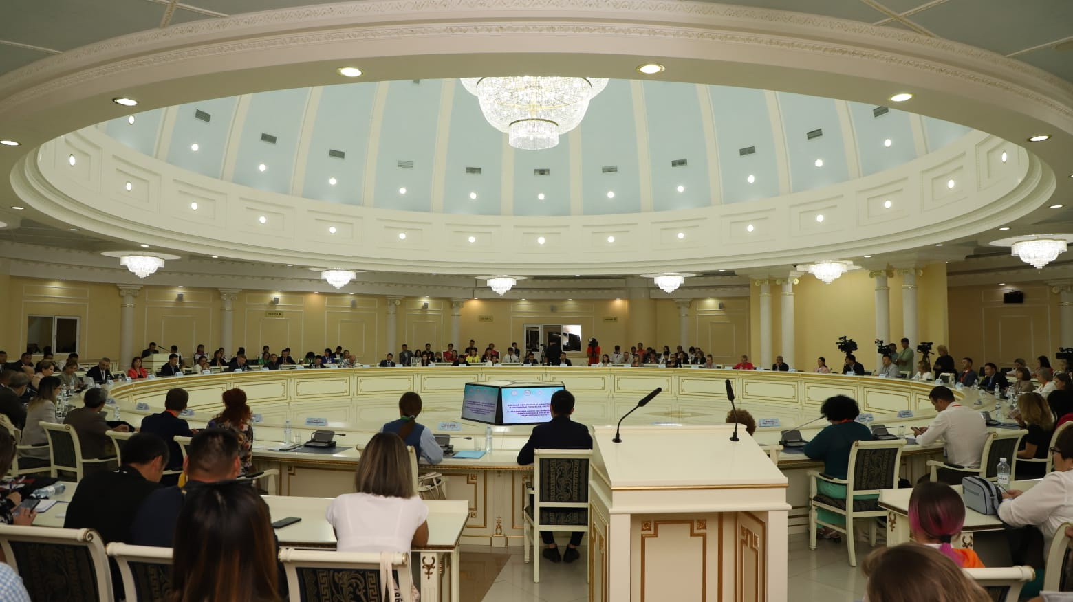 Азаматтық қоғамның үш тағаны