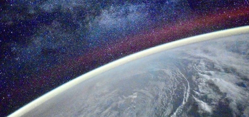 Желіде ғарыштан түсірілген ерекше суреттер жарияланды (фоторепортаж)
