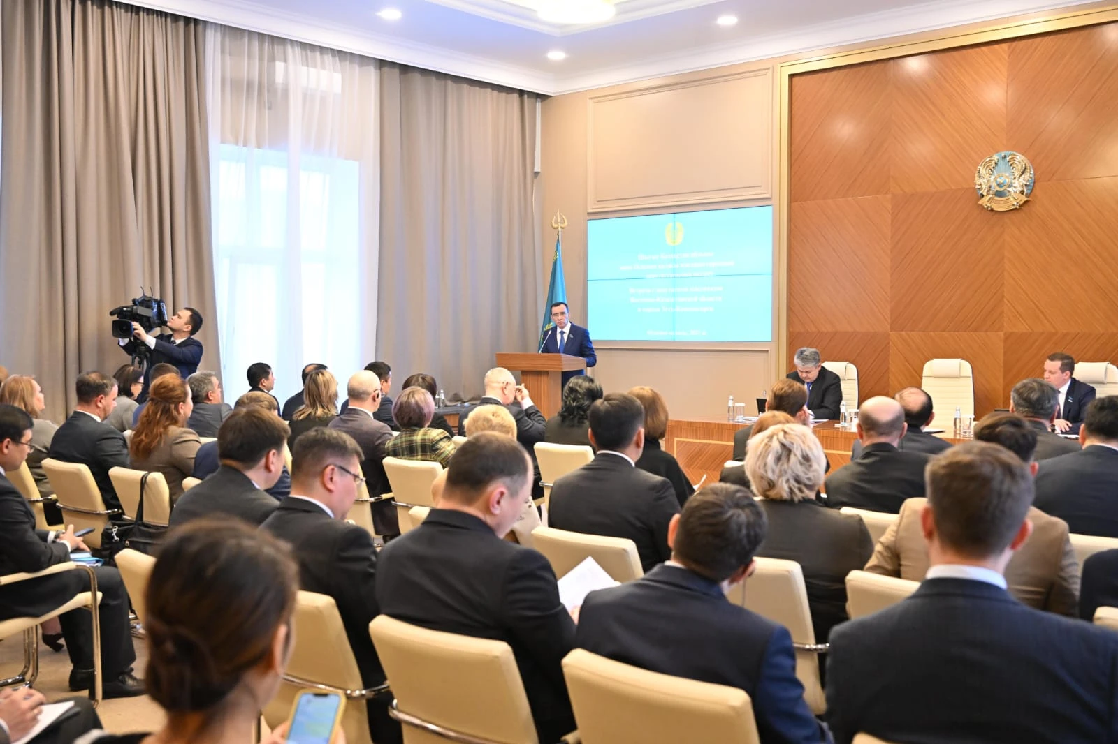 Өскеменде сенаторлар экология мәселесін талқылады