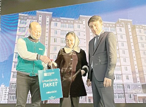 Ақтауда 300-ден астам отбасына пәтер кілті тапсырылды