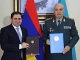 Қазақстан Қорғаныс министрі армениялық әріптесімен кездесті