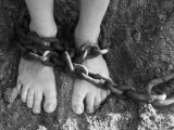 Денелерінде сау тамтық жоқ. Асырап алған 3 баланы құлдықта ұстаған - Динара Зәкиева