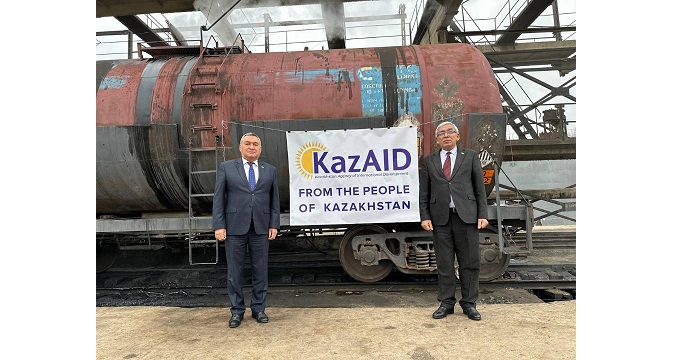 Қазақстан Тәжікстанға гуманитарлық көмек көрсетеді