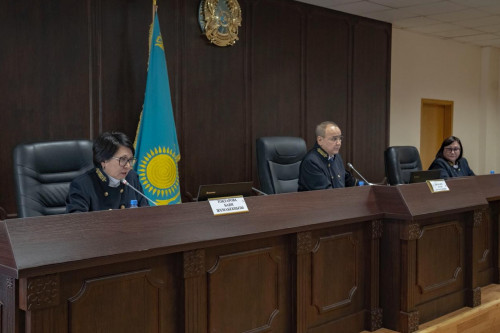 Алаяқтар келтірген шығынды өтеу керек - Жоғарғы Сот