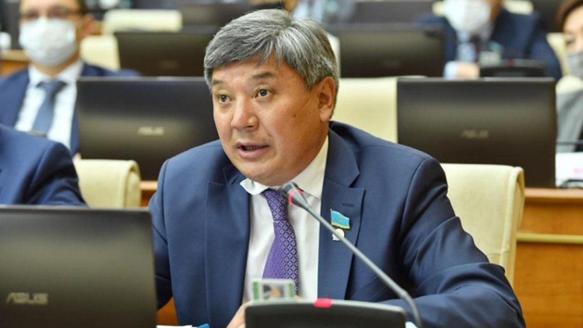 Ұлт болып ұйысу жолында зиялы қауымның атқарар рөлі бөлек - Жанарбек Әшімжан