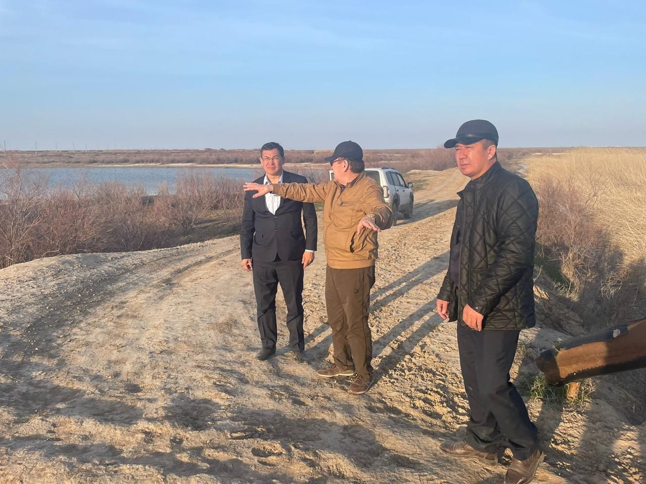 Сенаторлар өңірлерде болып, тасқынға қарсы шараларға қатысты
