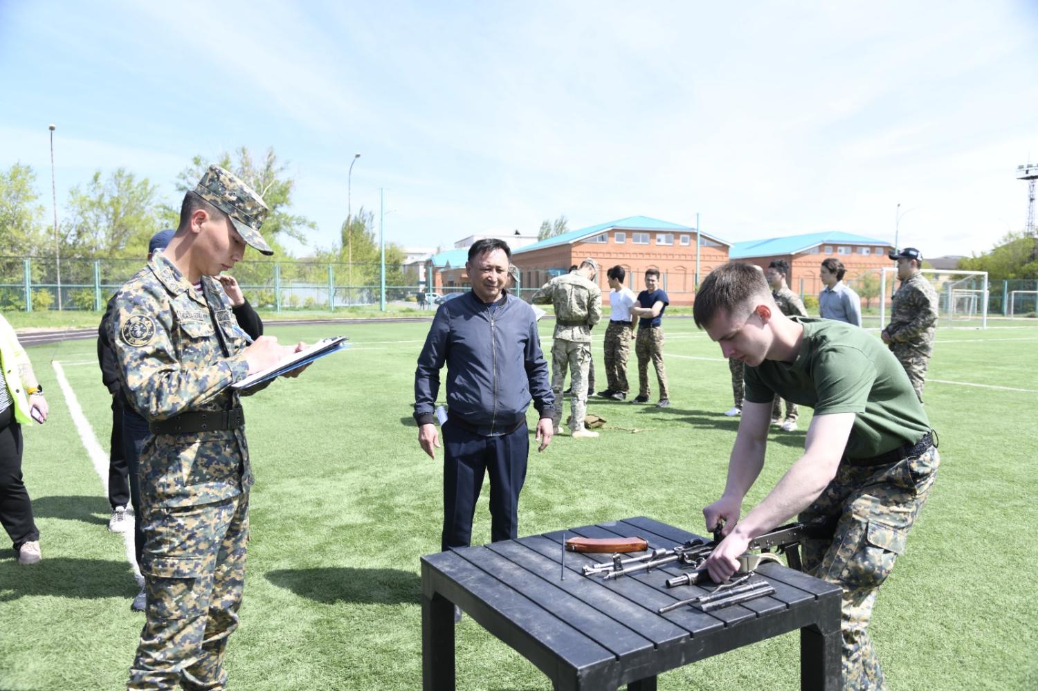 Астанада колледж студенттері арасында әскери-патриоттық турнир өтті