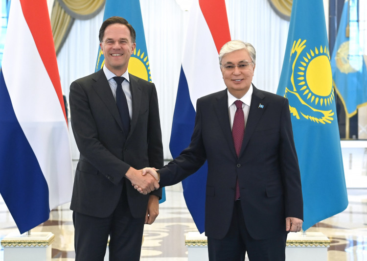 Мемлекет басшысы Нидерланд Корольдігінің Премьер-министрімен кездесті
