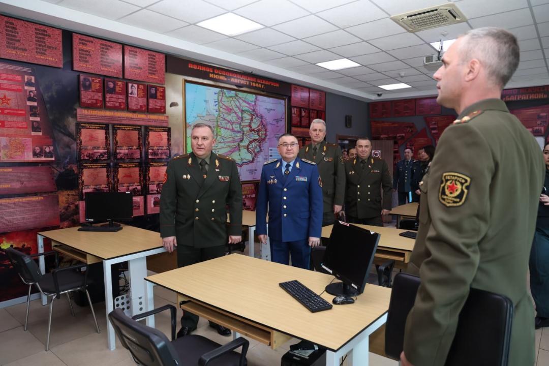 щ