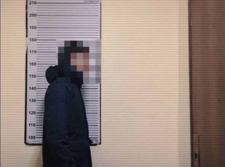 Оралда 33 жастағы тұрғын адамдарды қорқытып, ақша бопсалаумен айналысқан
