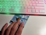 Танымал блогерлер мектеп директорынан ақша талап еткен