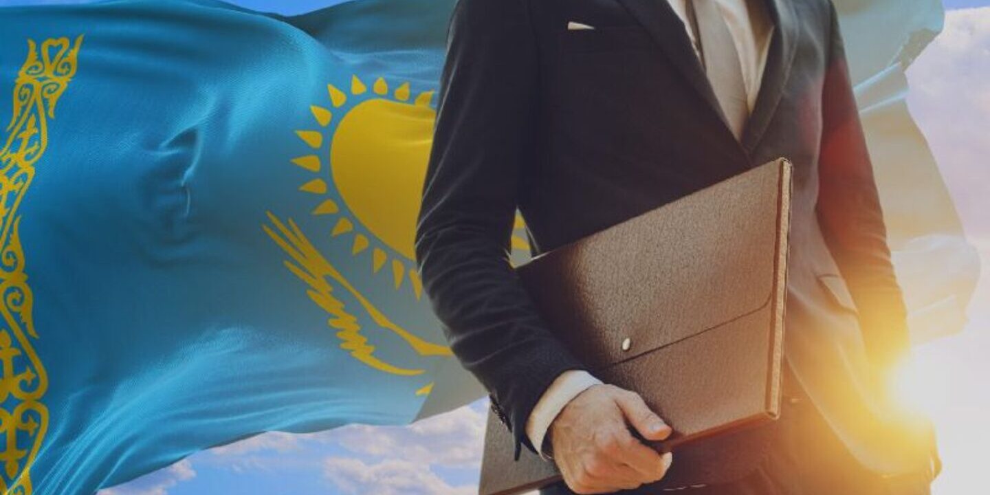 Қызмет жас буынды шыңдайды