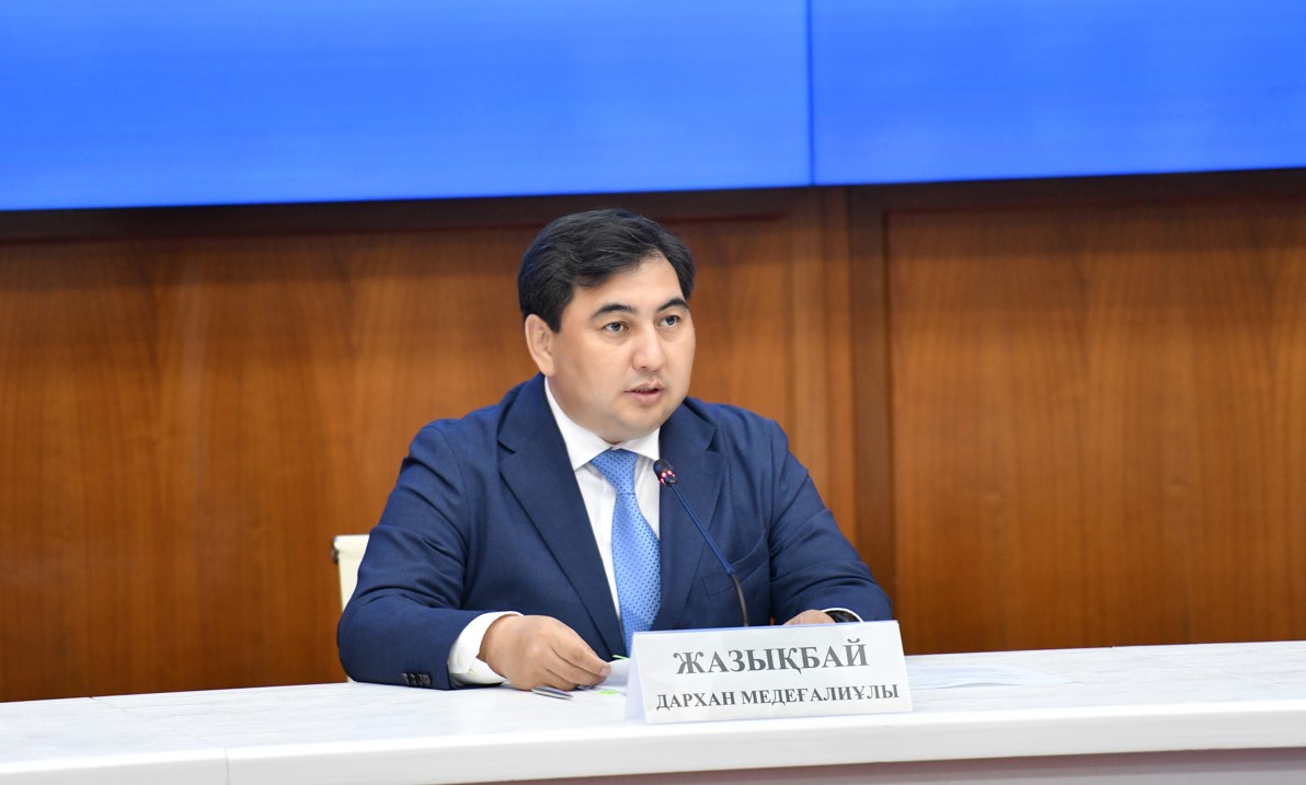 Дархан ЖАЗЫҚБАЙ: Мемлекеттік қызметші «Адал азамат» қағидатына сай болуға тиіс