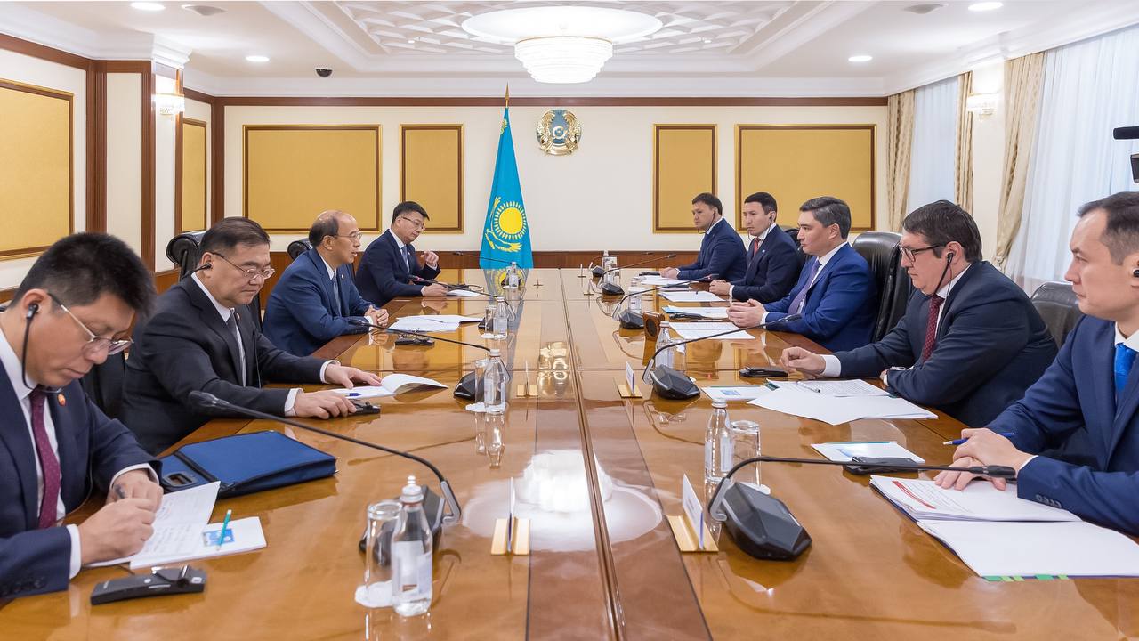 Олжас Бектенов қытайлық CNPC компаниясының басшысымен кездесті