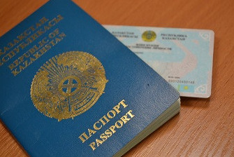 Қос азаматтығы бар 8 адам елден шығарылды