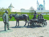 Арбакеш қария балалар үйіне 80-нен астам көлік сыйлаған