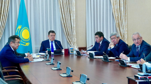 Қанат Бозымбаев өңірлердің қысқы кезеңге дайындығын тексерді