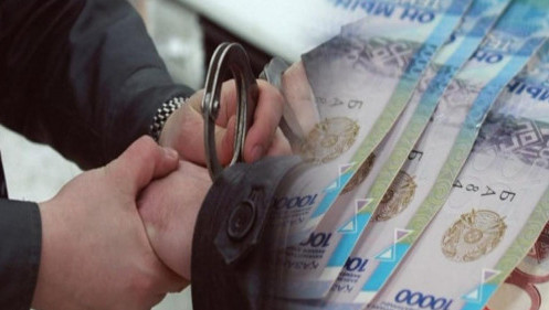 Өскеменде мемлекеттік қызметкерлер қаржы жымқырған