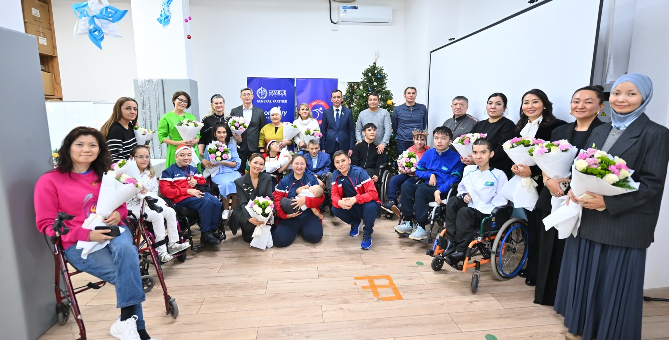 Бочча федерациясының жас параспортшыларымен кездесті