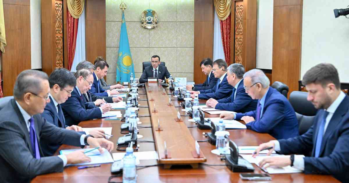 Депутаттар кездесулері қорытындыланды