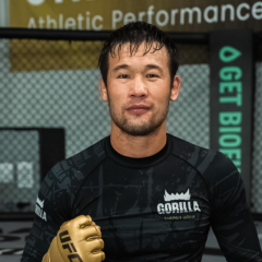 UFC Шавкат Рахмоновты титулдық жекпе-жектен шеттетті