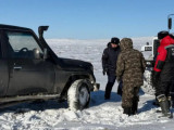 Қарағандыда екі адам қар құрсауында қалып қойған