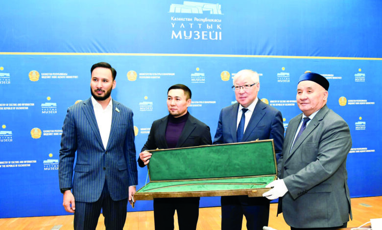 Батырдың қылышы тапсырылды