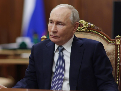Владимир Путин: Украинаны ешкім шеттеткен жоқ