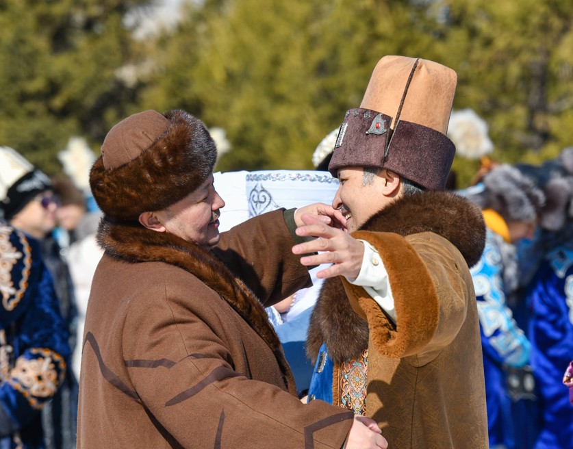 п