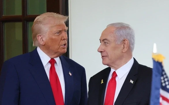 Трамп Иранмен тікелей ядролық келіссөздер басталғанын мәлімдеді