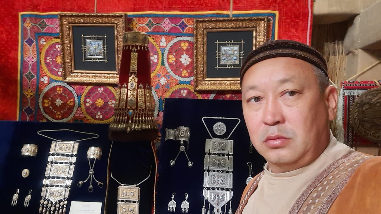 Дәулет Дәркембайұлы: Қолөнердің қашанда бәсі жоғары