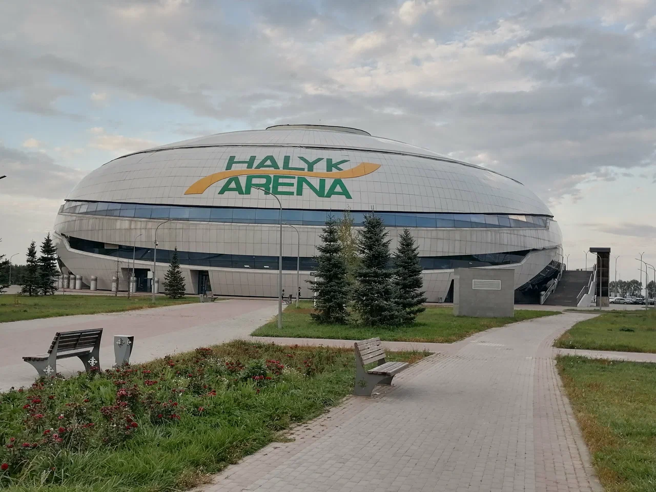 «Almaty Arena» және «Halyk Arena» кешендері коммуналдық меншікке өтті