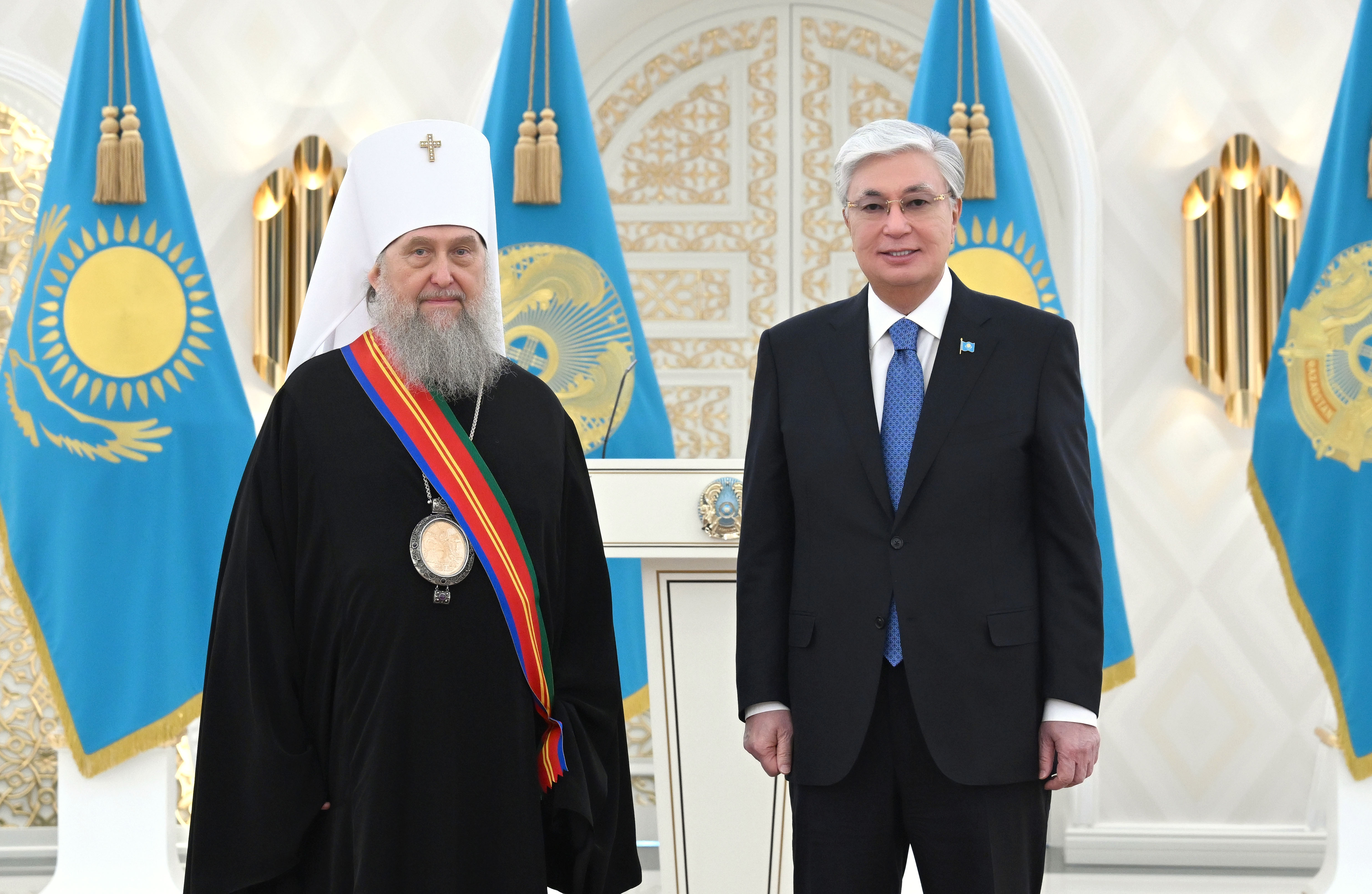 Президент Астана және Қазақстан митрополитін марапаттады