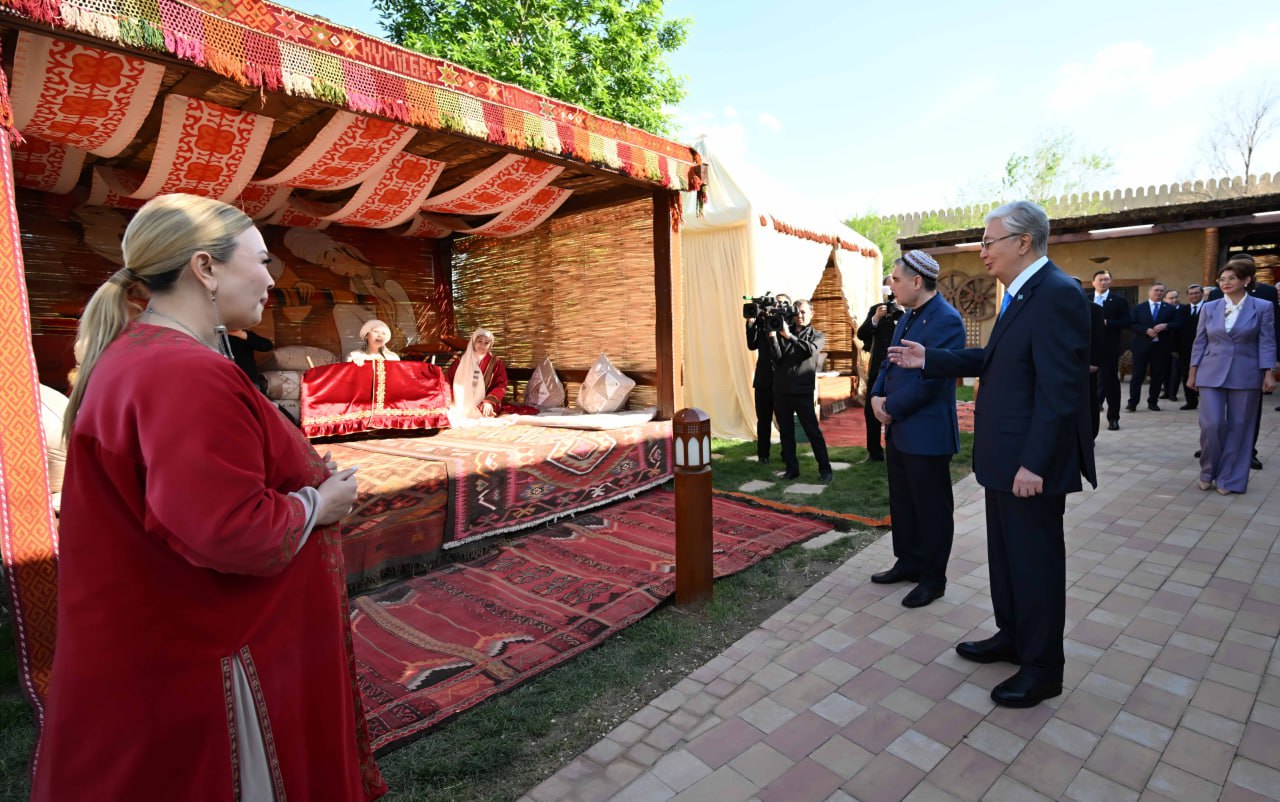Аа