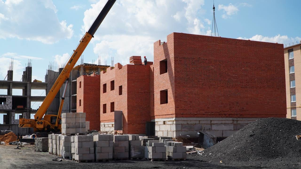 «Сақалды» құрылыстың салмағы
