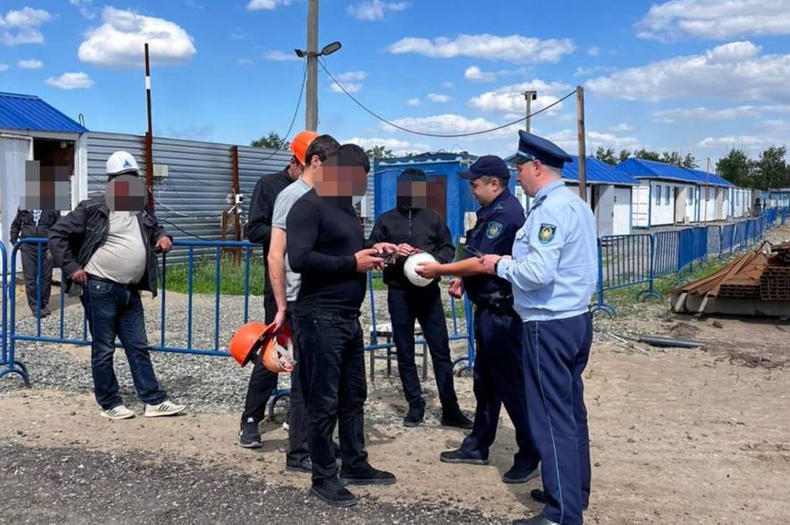 Қостанай облысында көші-қон заңын бұзған шетелдіктер елден шығарылды
