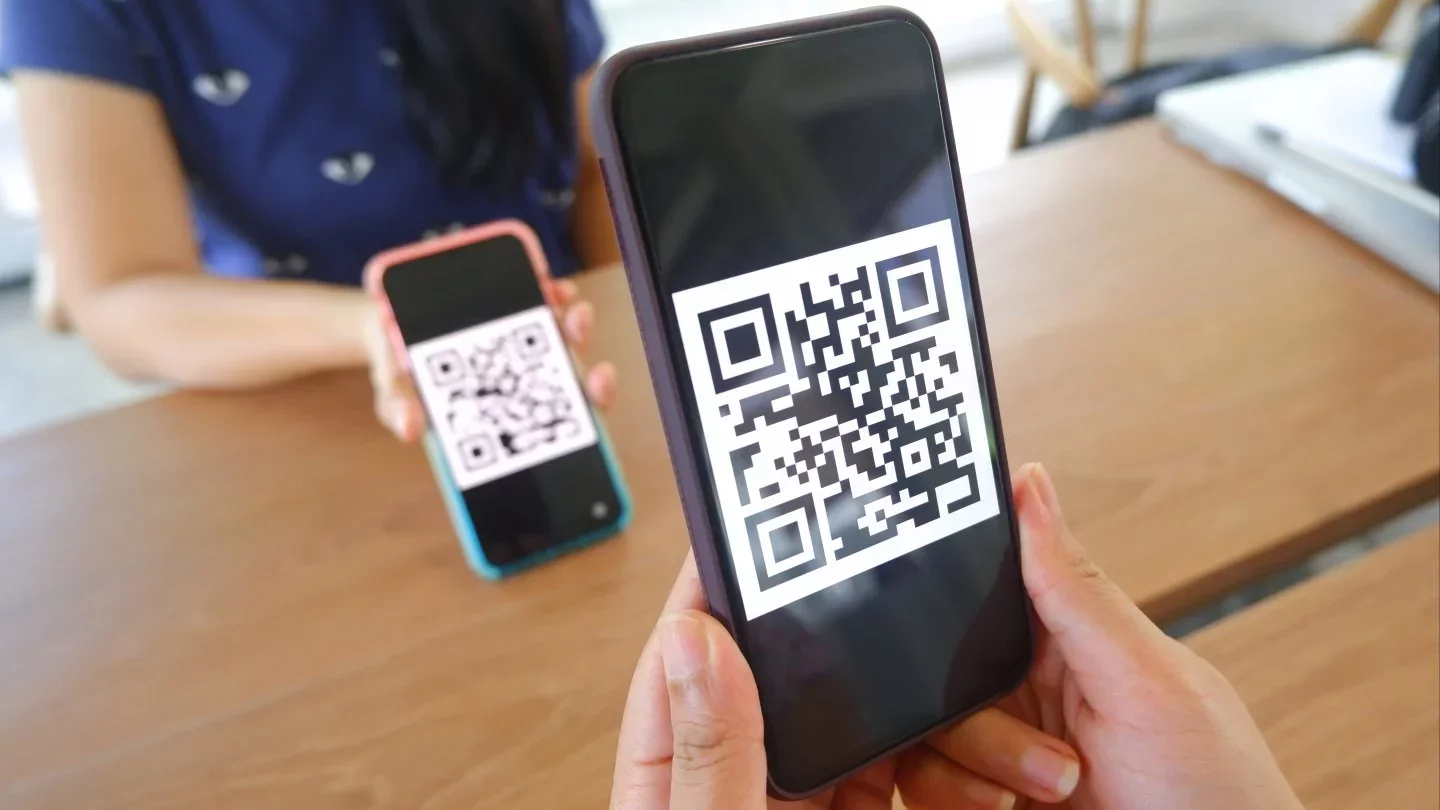 Банктер бірыңғай QR жүйесіне қосылуға міндеттеле бастады