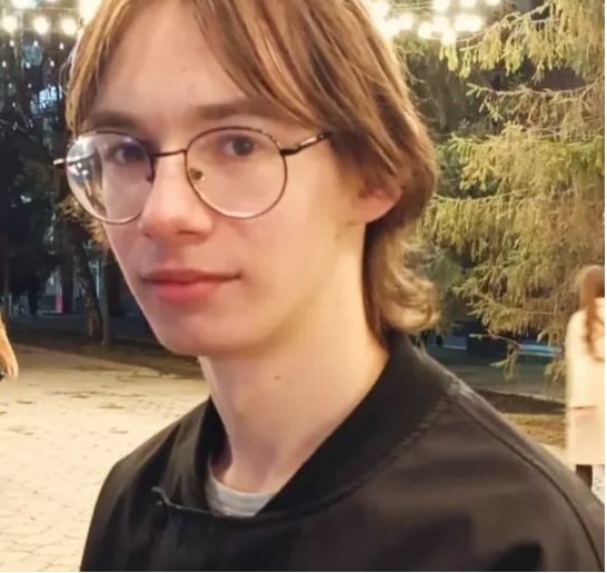 студент