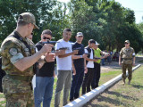 БҚО тілшілері тапанша атып жарысты