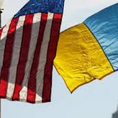 АҚШ Украинаға қаржылық көмекті қысқартты