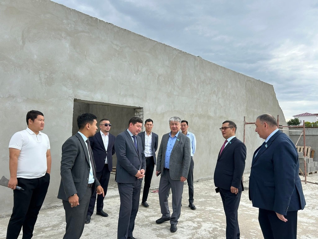 Үйлесімді жұмыс ілгерілеуге бастайды