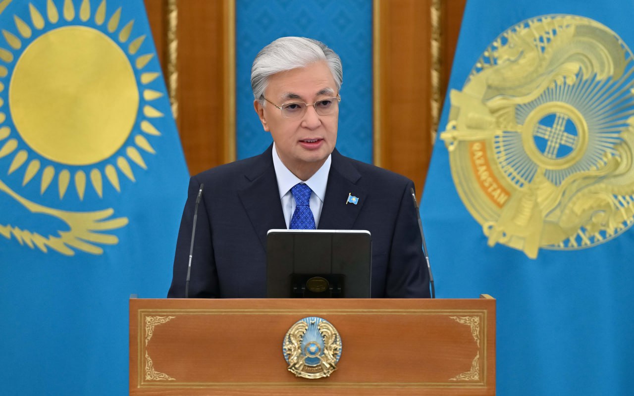 Президент мұнай-газ саласының қызметкерлерін кәсіби мерекесімен құттықтады