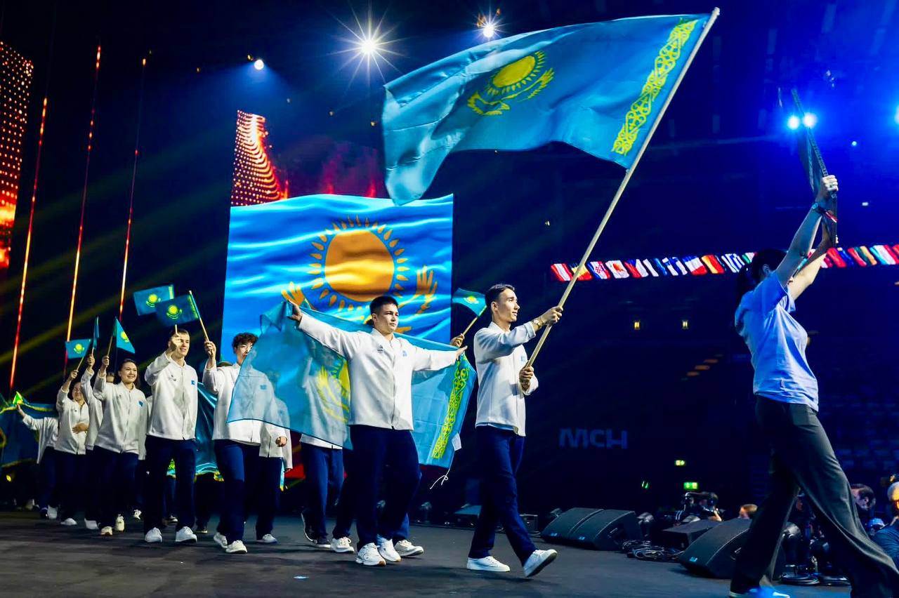 Тарихи жеңіс: Қазақстан құрамасы EuroSkills Herning 2025 чемпионатында 7 «Үздік медальон» иеленді