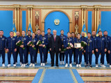 Мемлекет басшысы бір топ спортшы мен бапкерді марапаттады