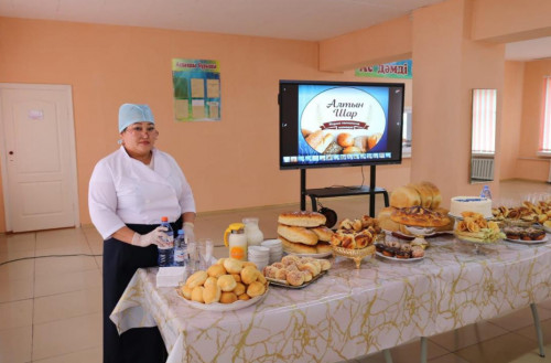 Студенттердің шағын наубайханасы бар