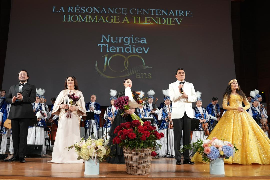 Париждегі Нұрғиса Тілендиев тойы