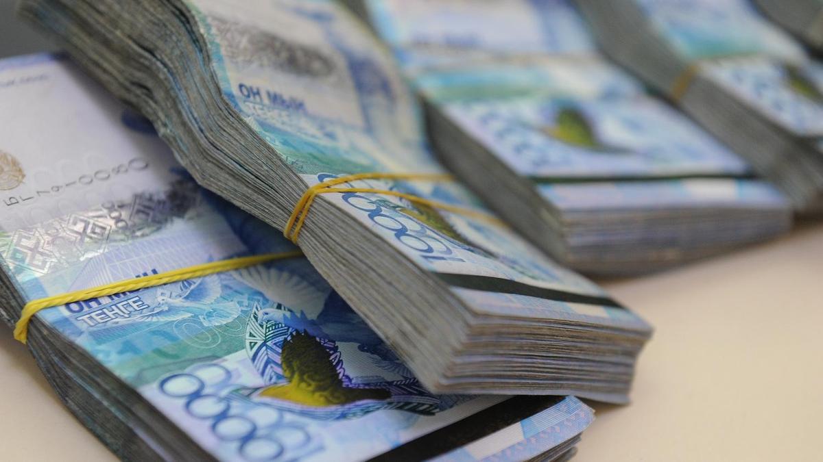 Қазақстандықтар мемлекеттен 1,5 миллион теңге ала алады