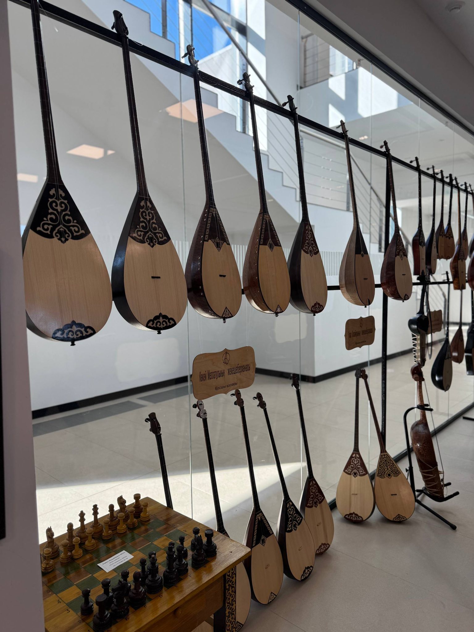 Ұлттық аспаптар төрге озды