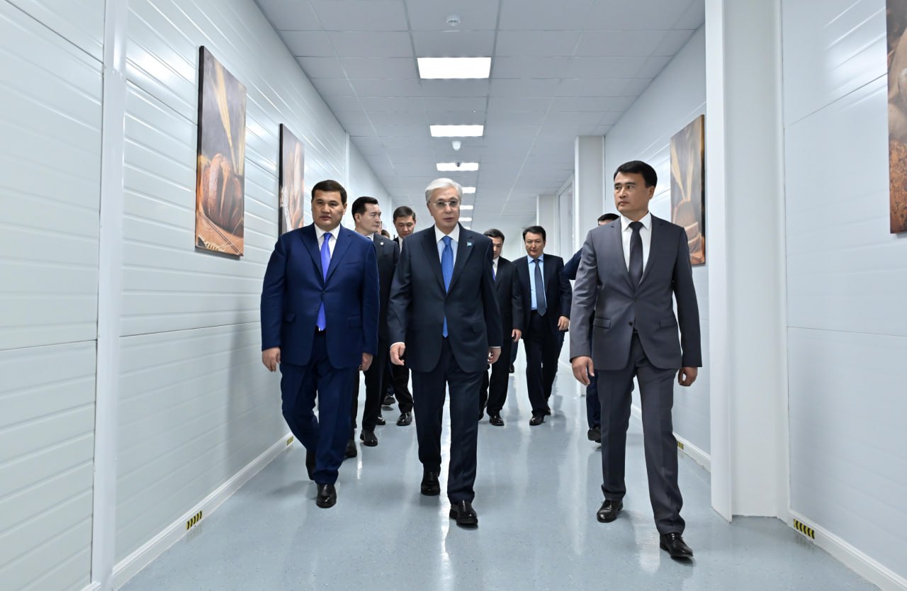 Мемлекет басшысы «Қызылорда-нан» цехына барды